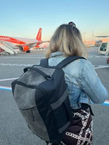 What's it like to travel with the Cabin Max Manhattan Stowaway?