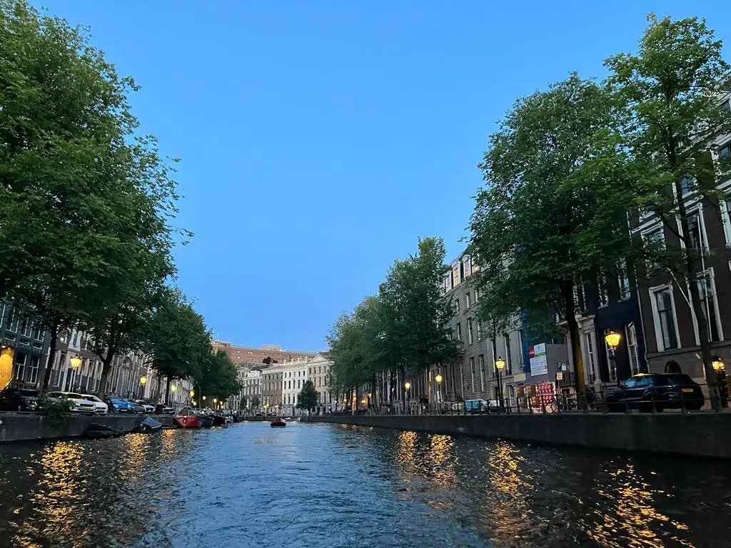 Can You take a canal cruise with Lovers Cruises with your City Card?