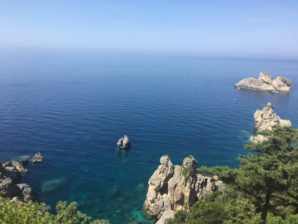 How Much Does It Cost To Rent A Car In Greece? This depends on which Island you are visiting and what time of year you are visiting